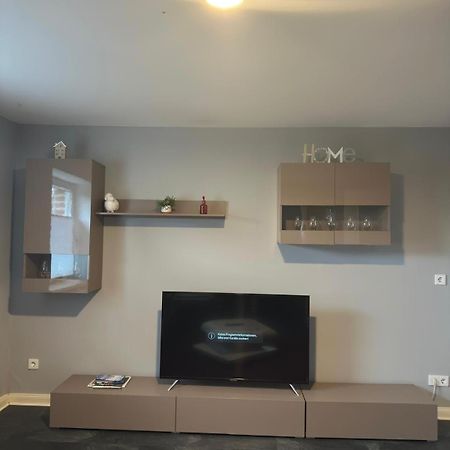 Gesamte Wohnung Mit Parkplatz Halstenbek Ngoại thất bức ảnh